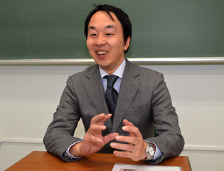 九州工業大学　大塚 信也 准教授