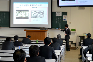 会場の様子